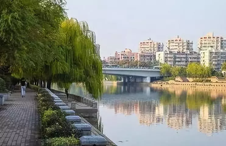 企业微信截图_15414660168471.png